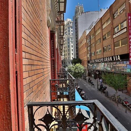 Gran Via. Salud. Puerta Del Sol. Callao. Madryt Zewnętrze zdjęcie