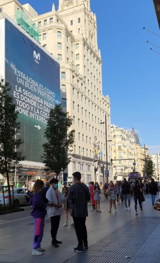 Gran Via. Salud. Puerta Del Sol. Callao. Madryt Zewnętrze zdjęcie